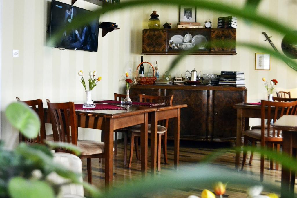 Ada Hotel ซาราเยโว ภายนอก รูปภาพ