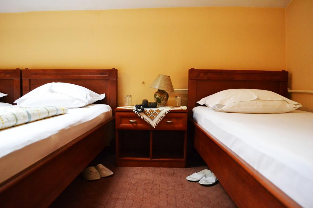 Ada Hotel ซาราเยโว ภายนอก รูปภาพ